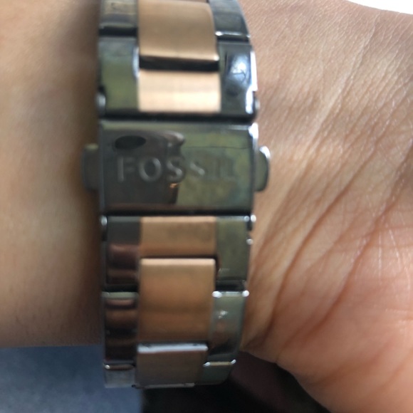 Fossil Watch - Picture 5 of 6